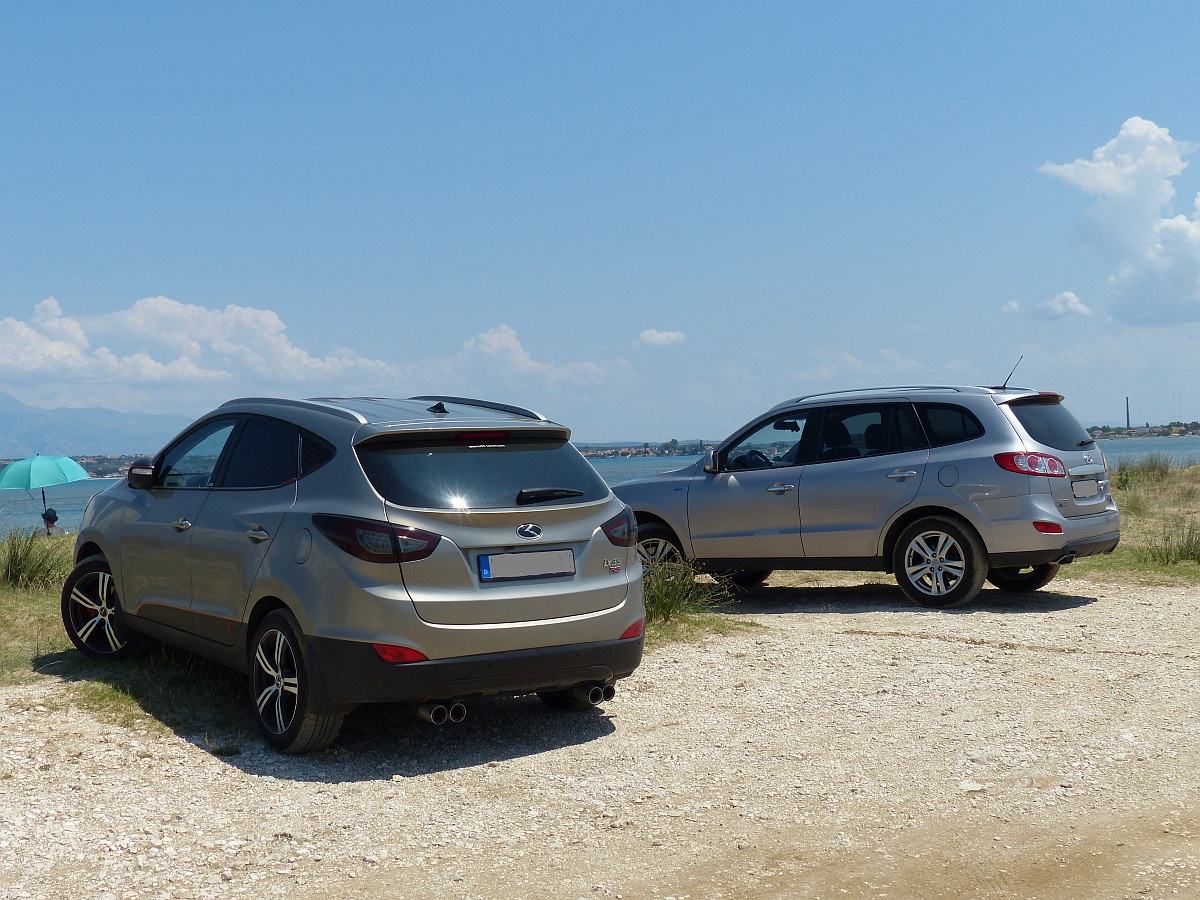 Hyundai Doppel am Strand bei Nin